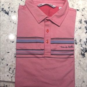 Travis Mathew short sleeve shirt